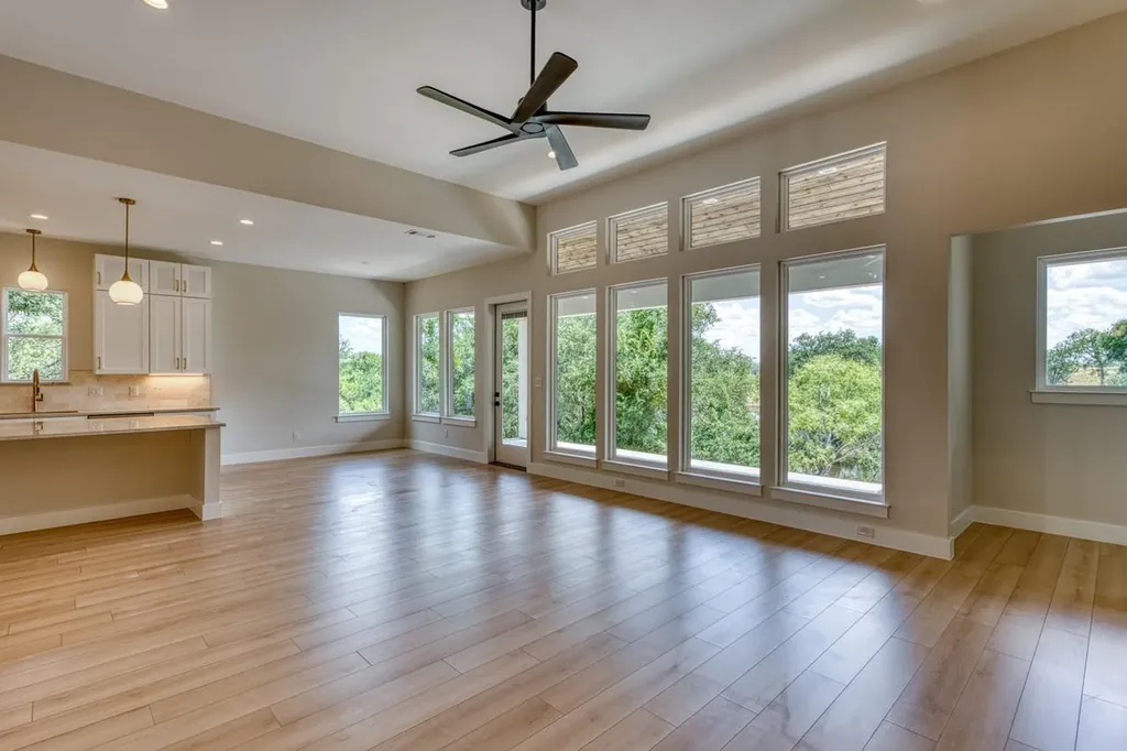 1310 Cats Eye Horseshoe Bay TX 78657