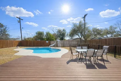 1609 Woodhill Drive Round Rock TX 78681