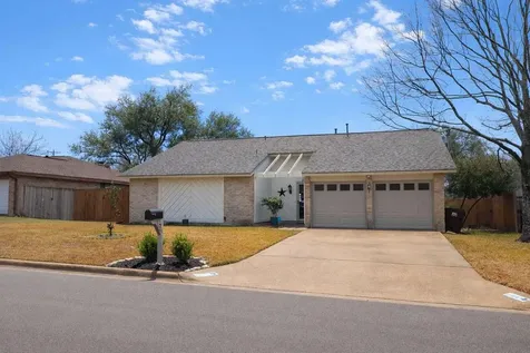 1609 Woodhill Drive Round Rock TX 78681