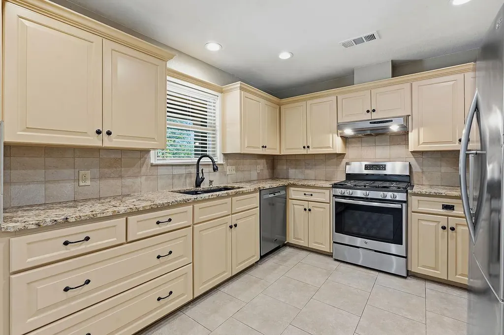 2002 Terry Lane Georgetown TX 78628