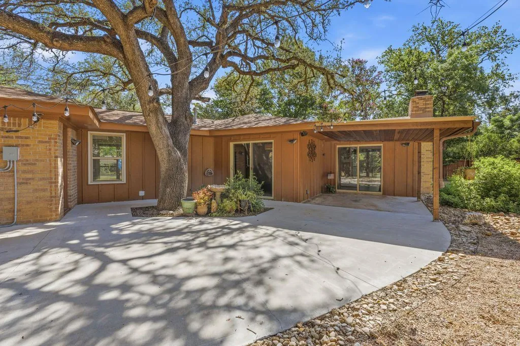 2002 Terry Lane Georgetown TX 78628
