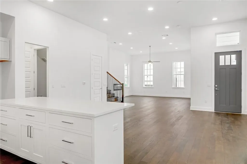 4502 Grassland Drive Austin TX 78723