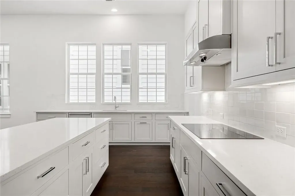 4502 Grassland Drive Austin TX 78723