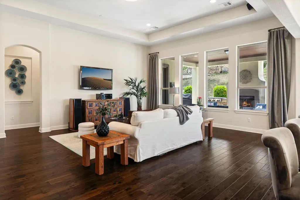 308 Ansley Cove Austin TX 78738