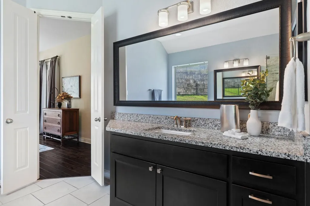 308 Ansley Cove Austin TX 78738