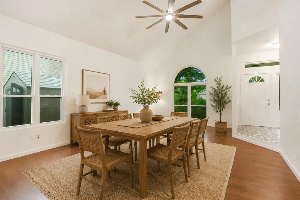 8109 Flashpan Cove Austin TX 78729