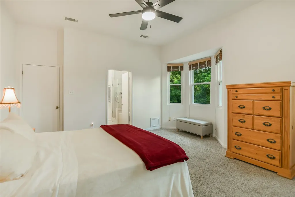 8109 Flashpan Cove Austin TX 78729