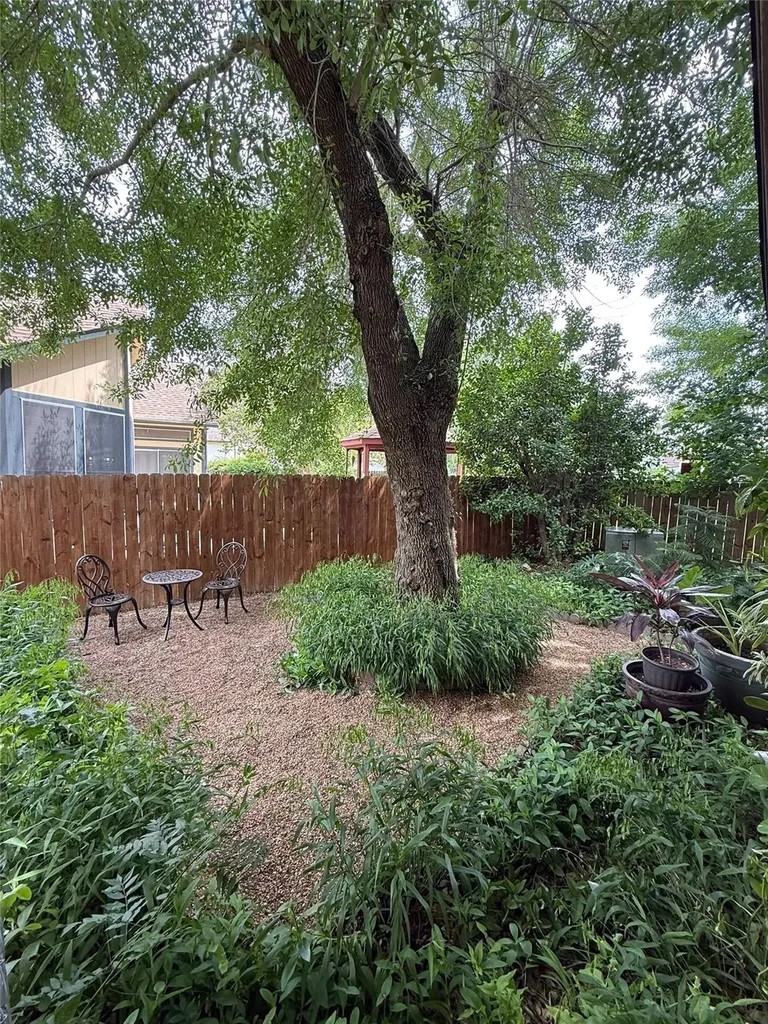 8109 Flashpan Cove Austin TX 78729