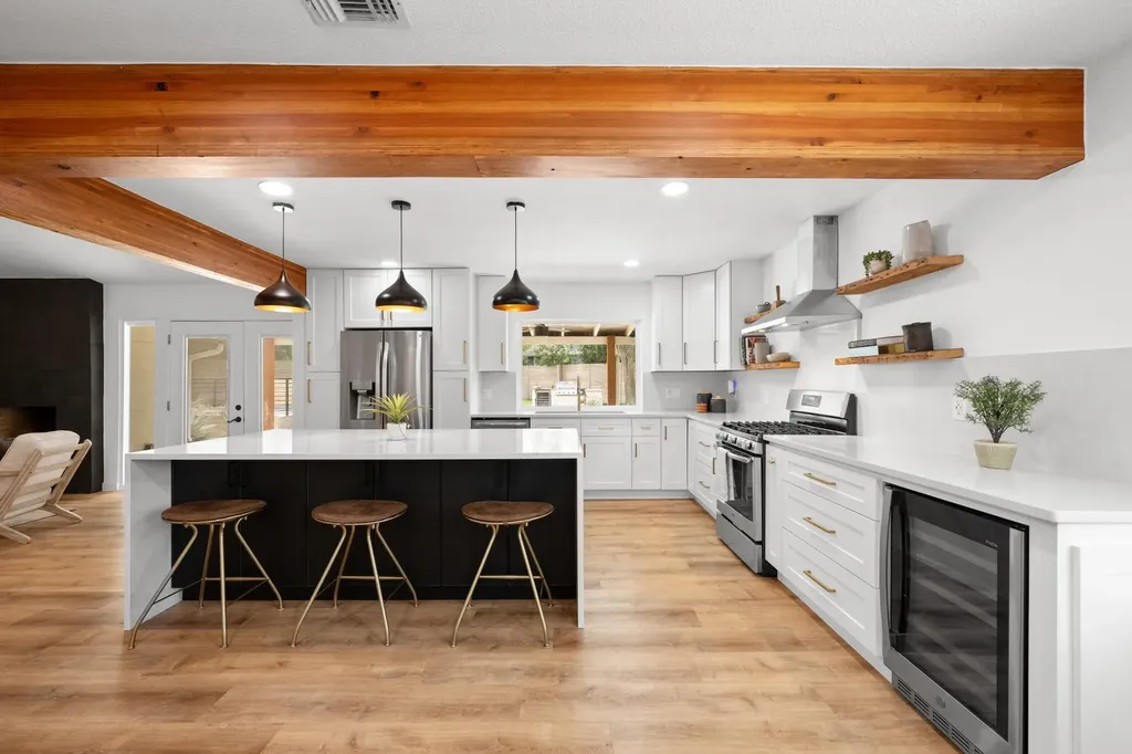 6304 Berkeley Cove Austin TX 78745