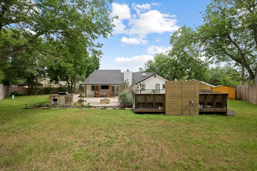 6304 Berkeley Cove Austin TX 78745