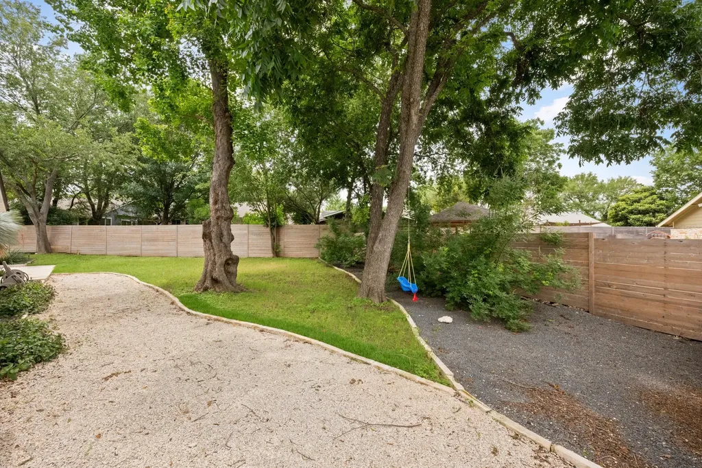 6304 Berkeley Cove Austin TX 78745