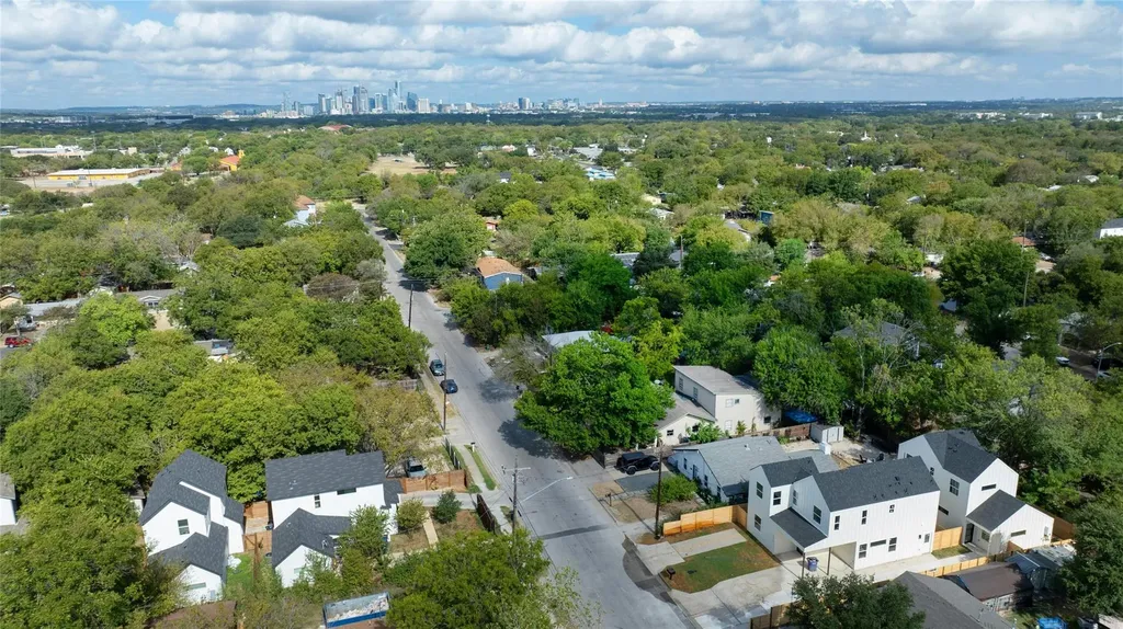 6804 Montana Street Austin TX 78741
