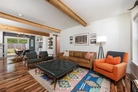 1107 E 17th Street Georgetown TX 78626