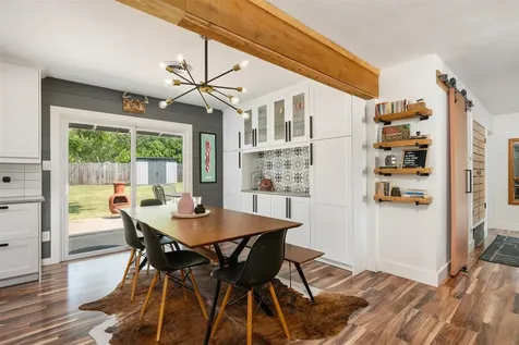 1107 E 17th Street Georgetown TX 78626