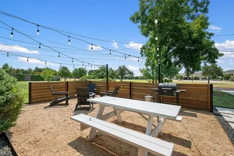 1107 E 17th Street Georgetown TX 78626