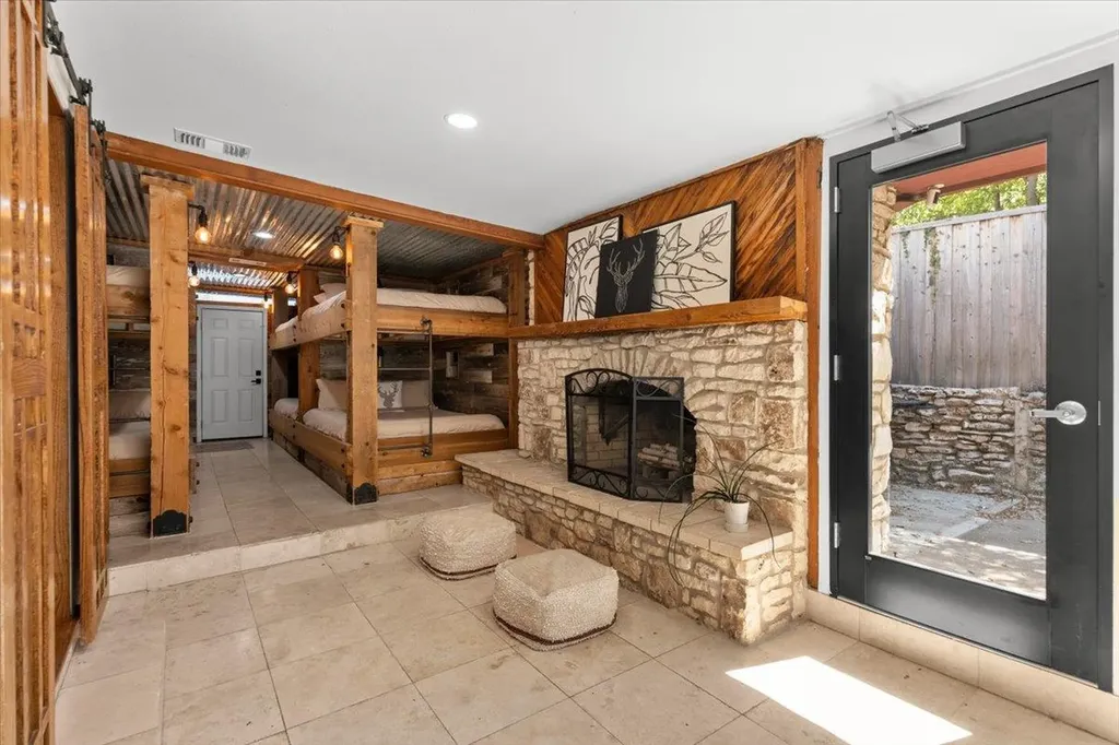 119 Vicinity Trail Spicewood TX 78669