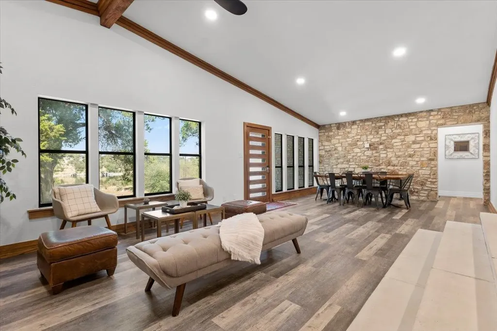 119 Vicinity Trail Spicewood TX 78669