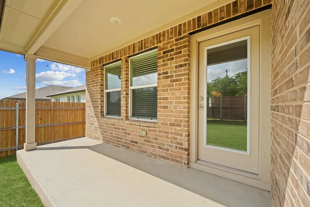 158 Jayden Drive Kyle TX 78640