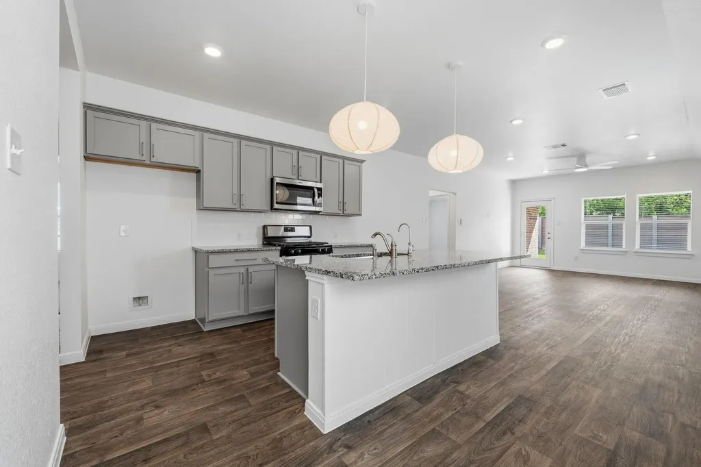 158 Jayden Drive Kyle TX 78640