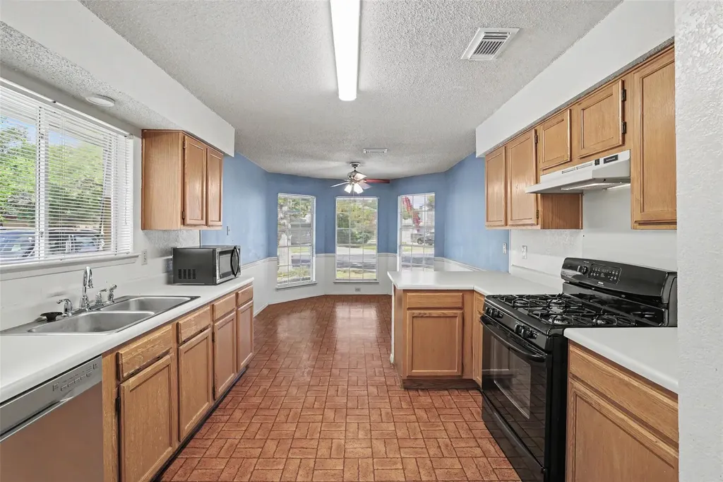 16819 Whitebrush Loop Austin TX 78717