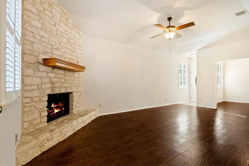 6501 Brush Country Road Austin TX 78749