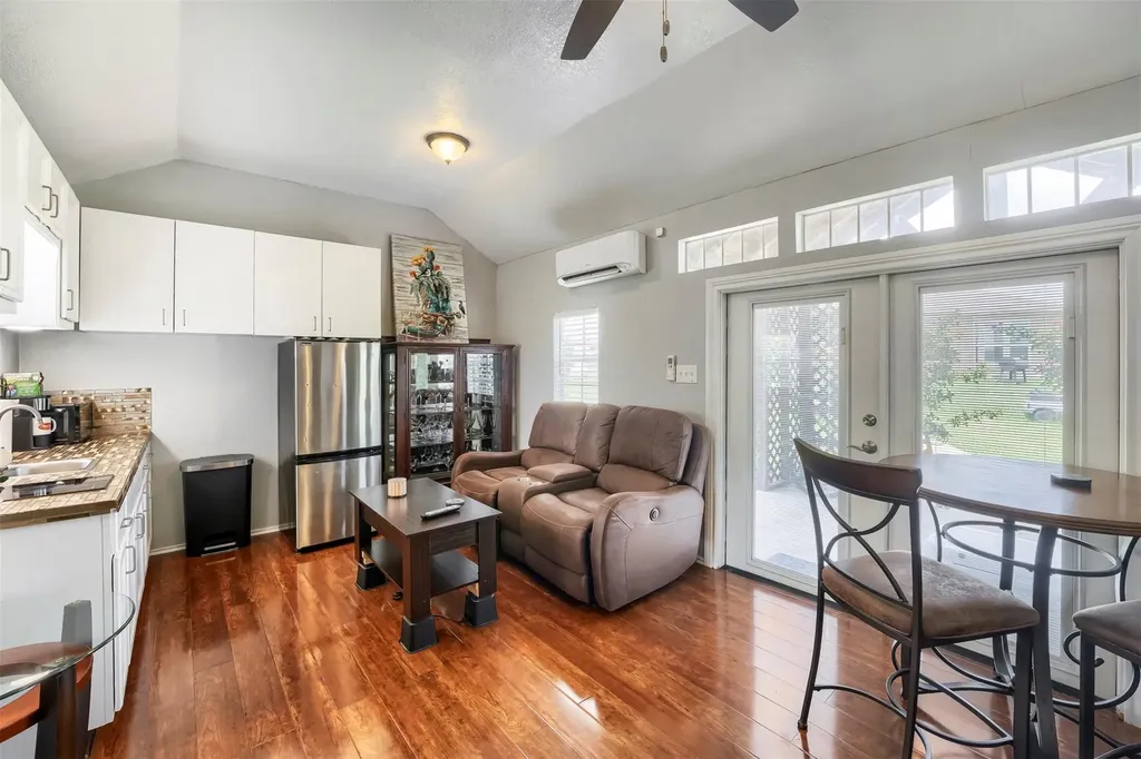 11103 State Highway 130 Highway S Austin TX 78719