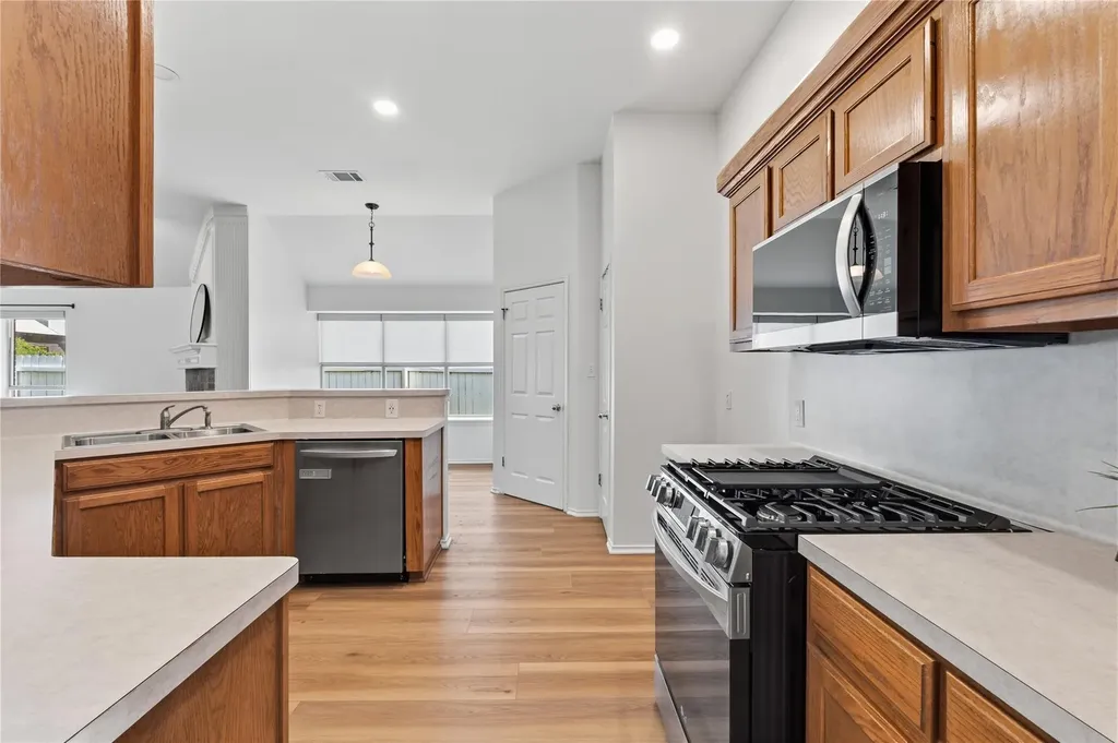 2307 Loquat Lane Round Rock TX 78664