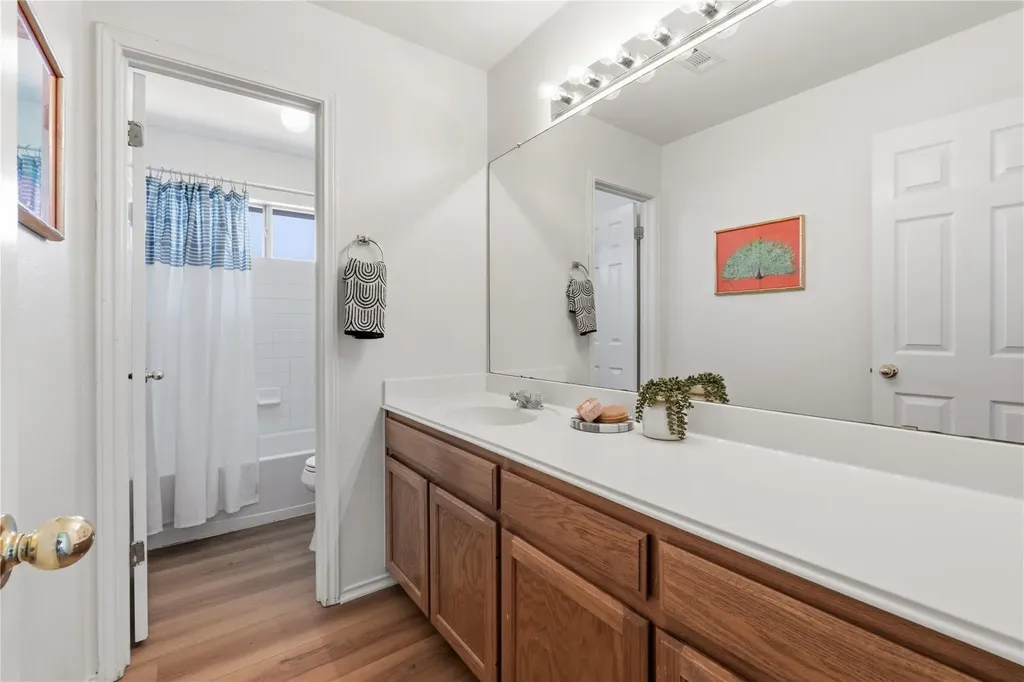 2307 Loquat Lane Round Rock TX 78664