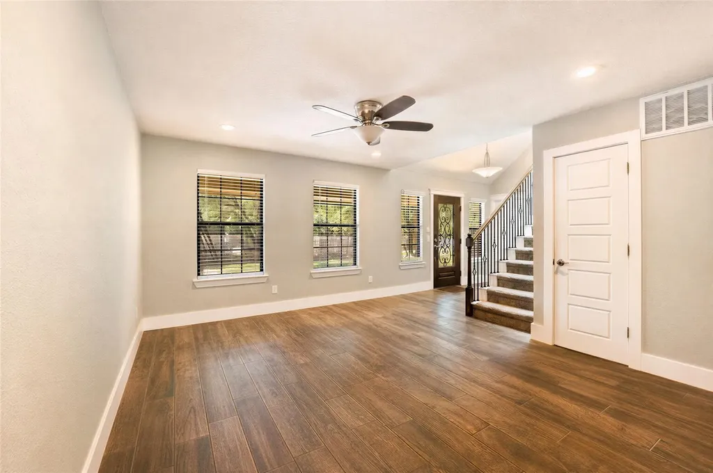 103 Jib Lane Georgetown TX 78633