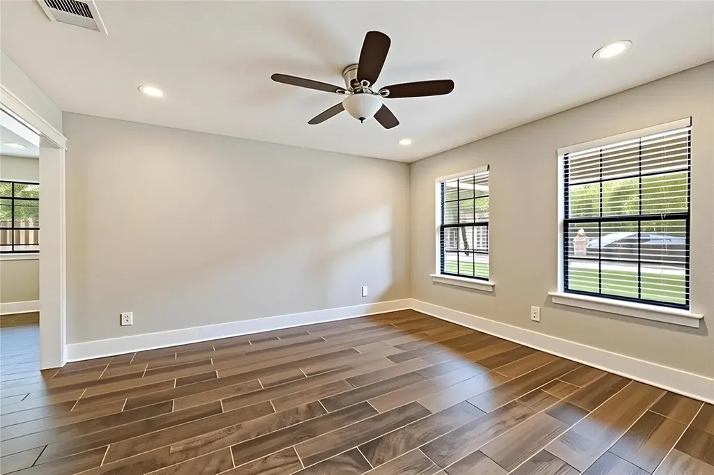 103 Jib Lane Georgetown TX 78633
