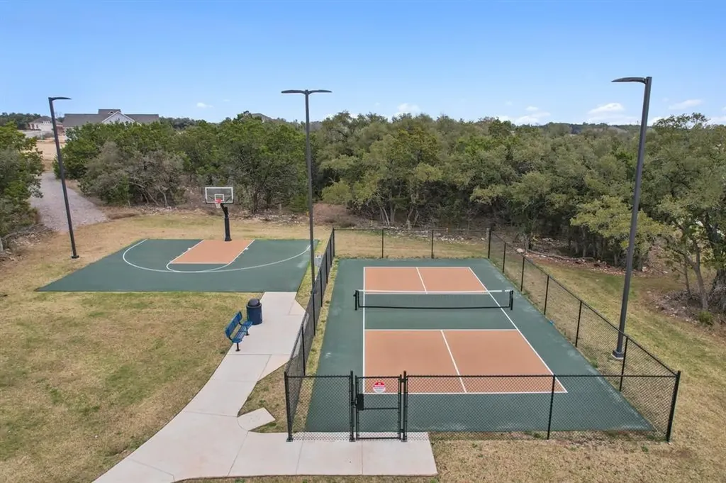 1300 Shelby Lane Georgetown TX 78628