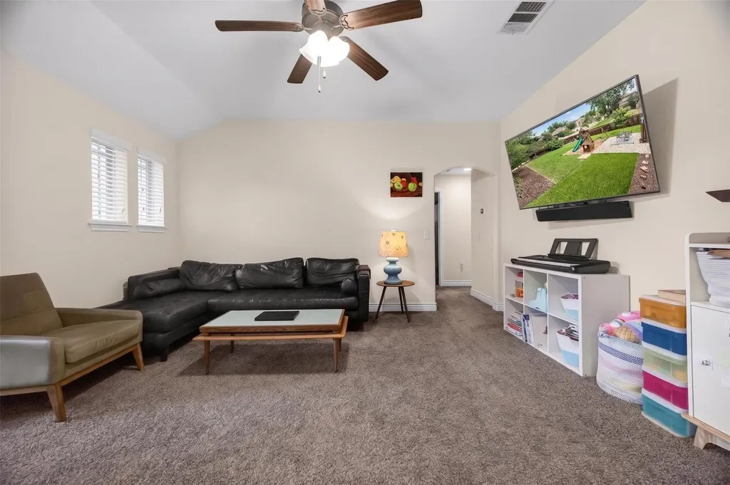 2316 Forsam Bend Austin TX 78725