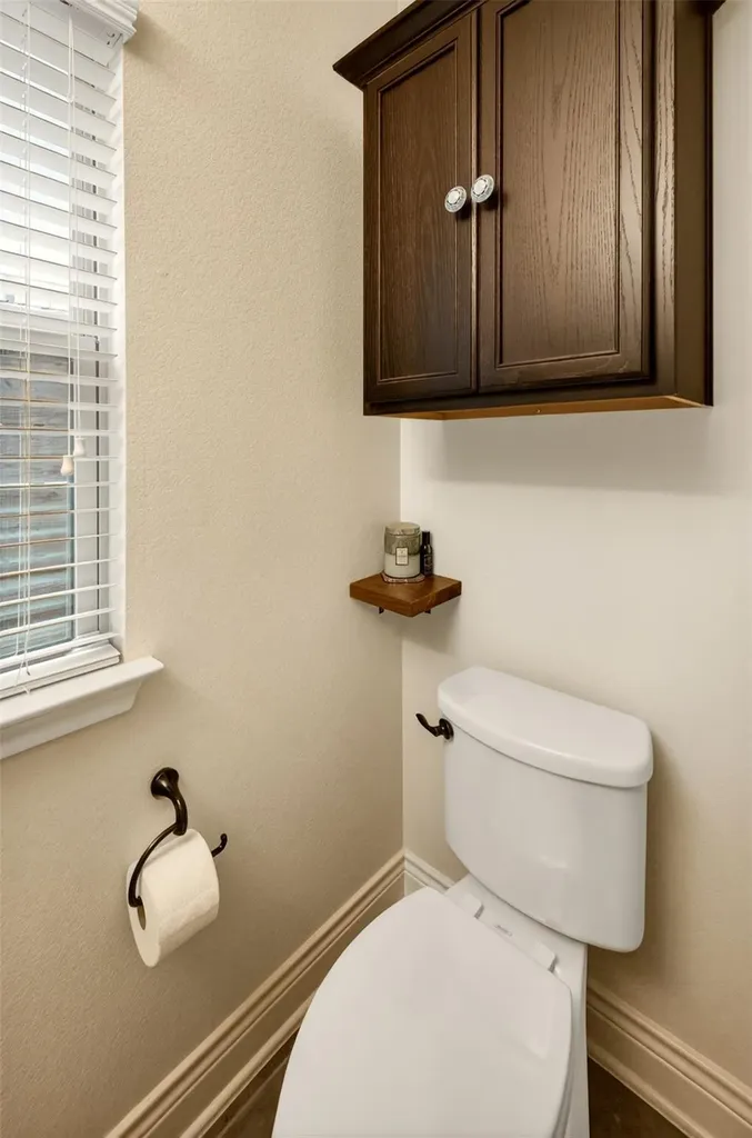 2316 Forsam Bend Austin TX 78725