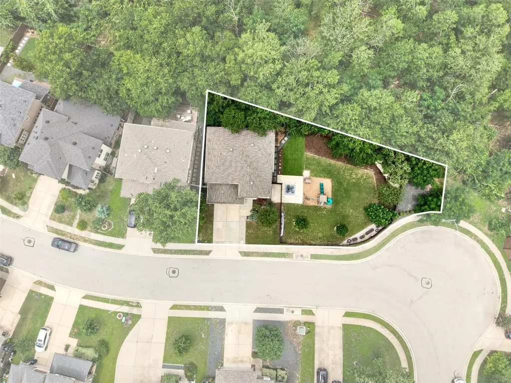 2316 Forsam Bend Austin TX 78725