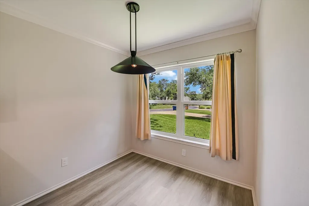 7911 Cavalry Court Austin TX 78731