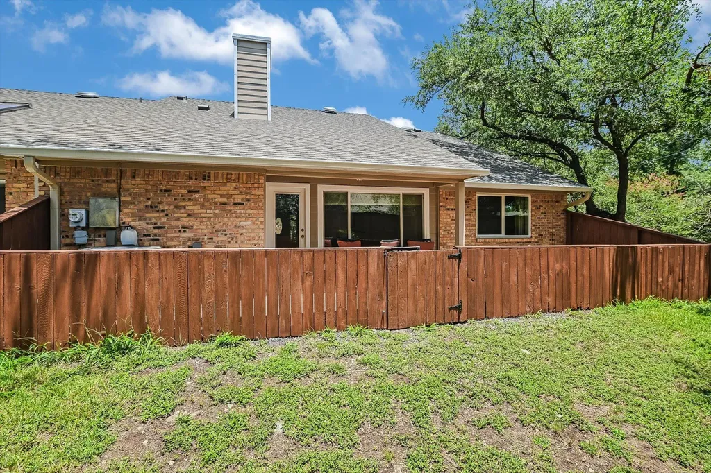 7911 Cavalry Court Austin TX 78731