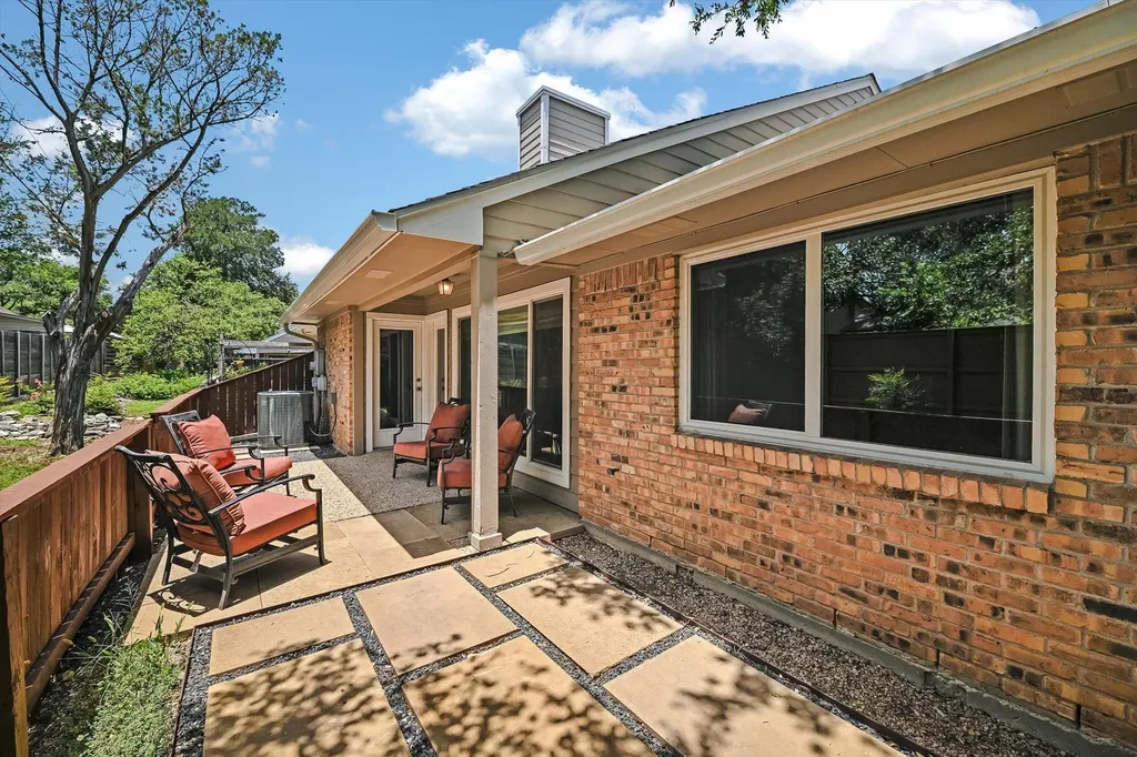 7911 Cavalry Court Austin TX 78731