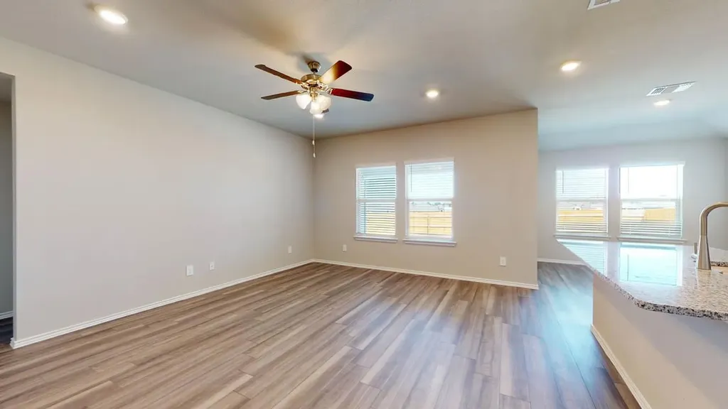 513 Hector Loop Georgetown TX 78626