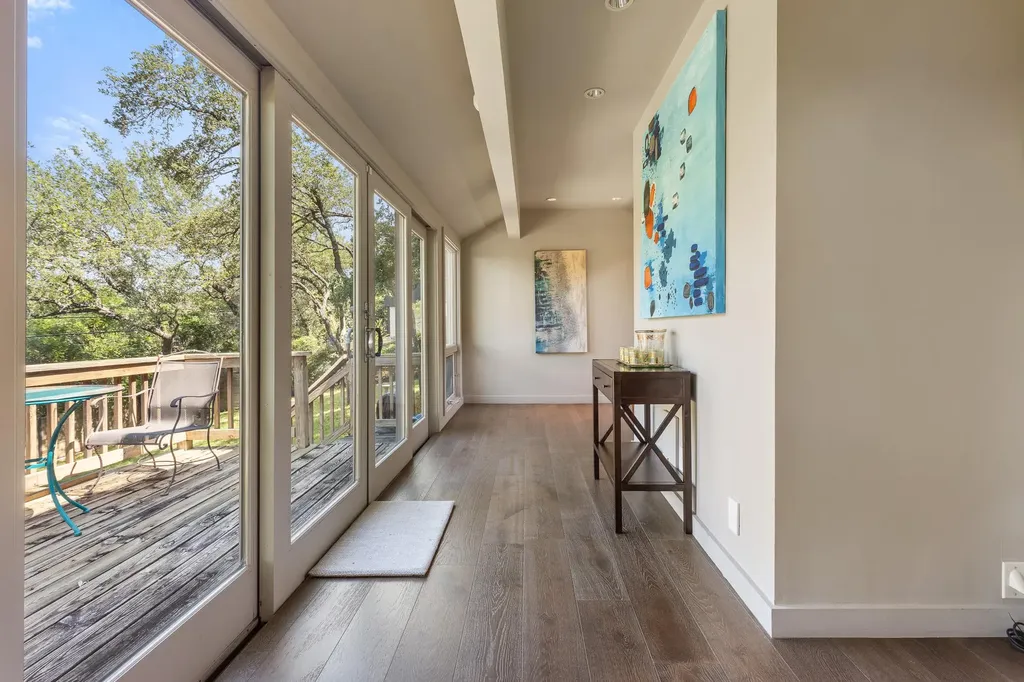 6106 Mountainclimb Drive Austin TX 78731