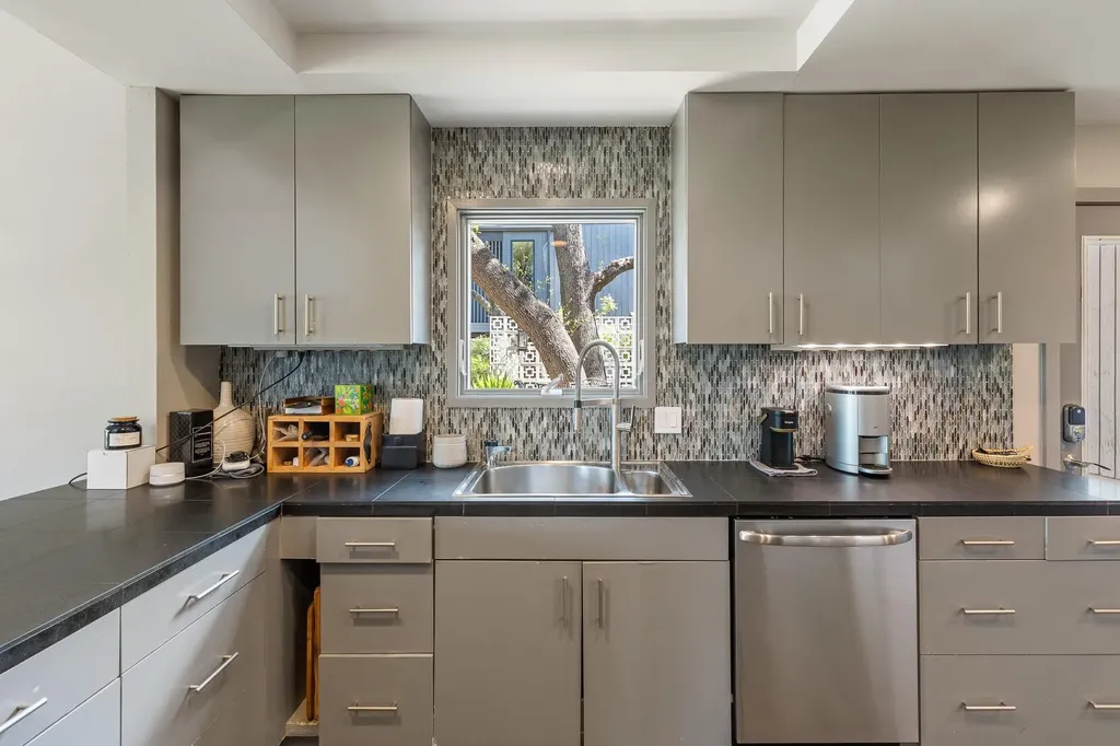 6106 Mountainclimb Drive Austin TX 78731