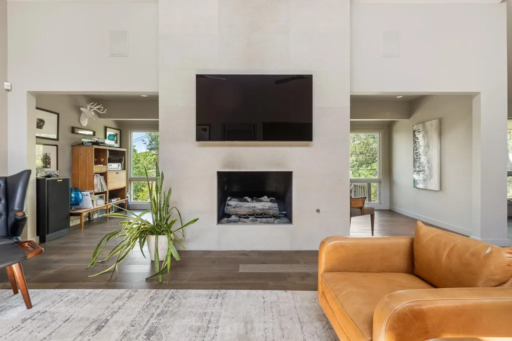 6106 Mountainclimb Drive Austin TX 78731
