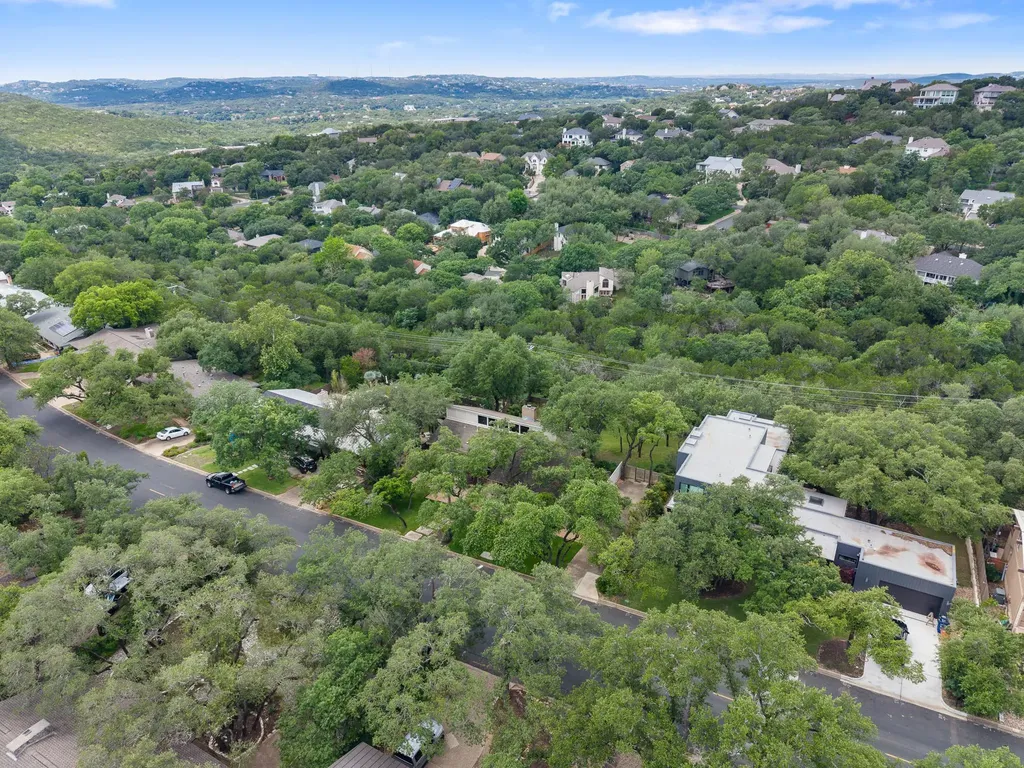 6106 Mountainclimb Drive Austin TX 78731