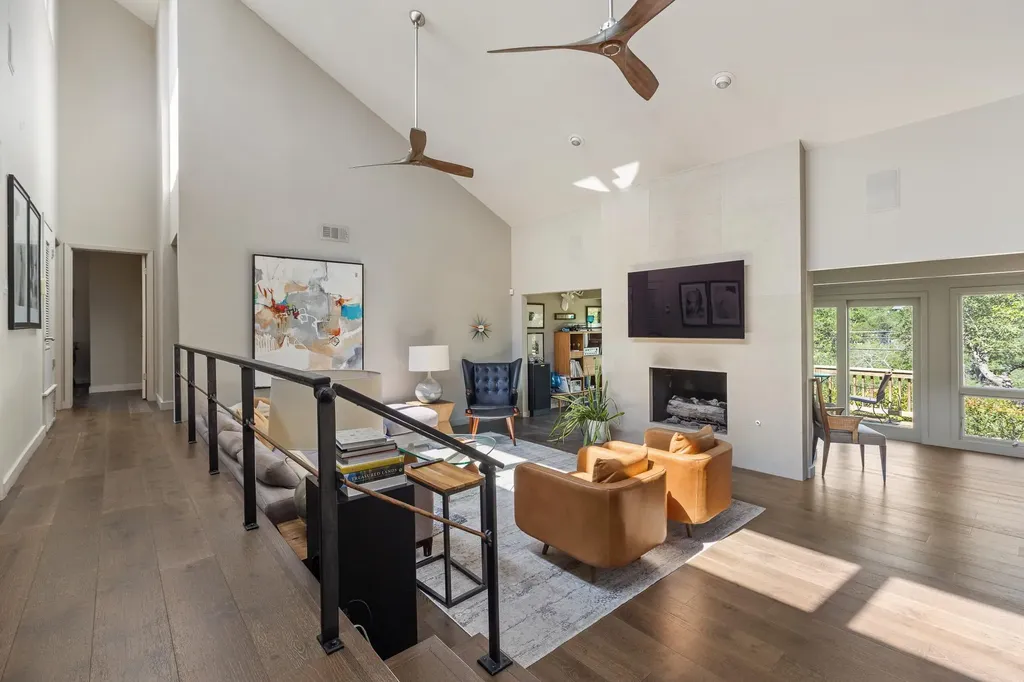 6106 Mountainclimb Drive Austin TX 78731