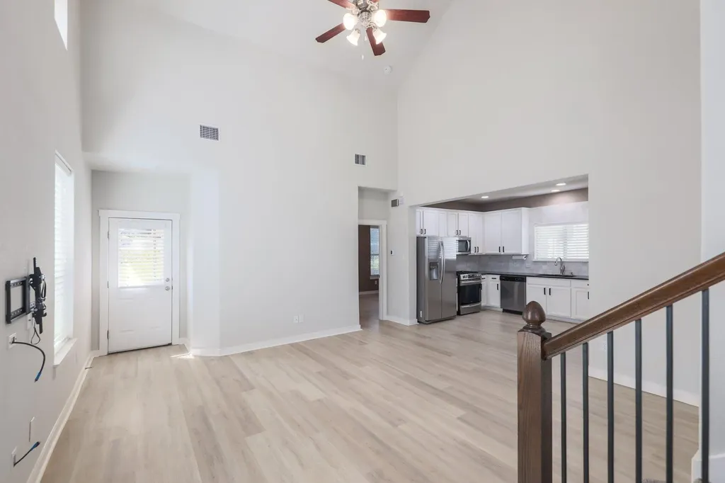 2001 Faro Drive Austin TX 78741