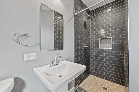 1305 Glenwood Drive Austin TX 78723