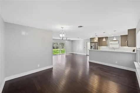 1305 Glenwood Drive Austin TX 78723