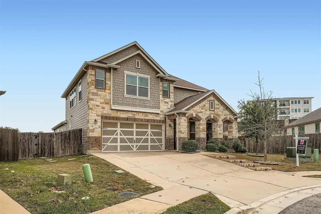 7020 Ondantra Bend Austin TX 78744
