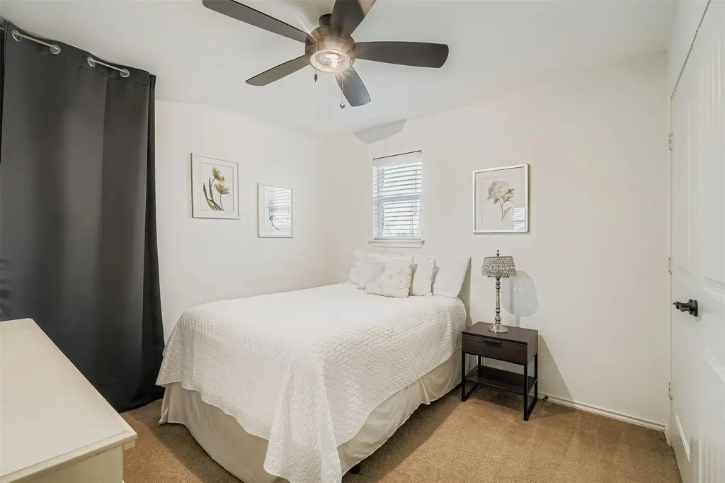 7020 Ondantra Bend Austin TX 78744