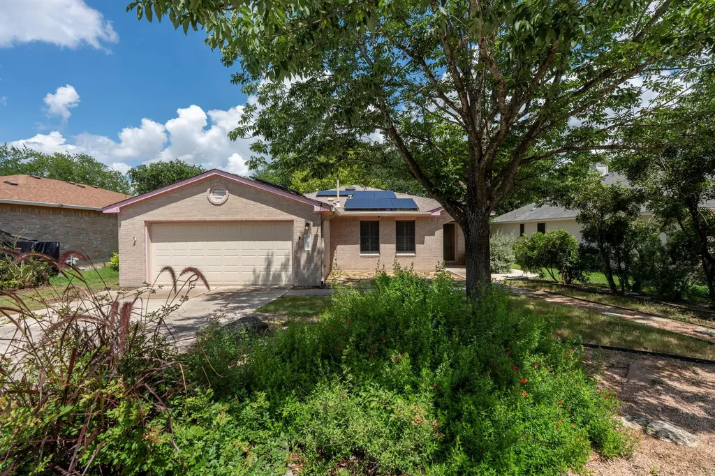 144 Fall Creek Drive Kyle TX 78640