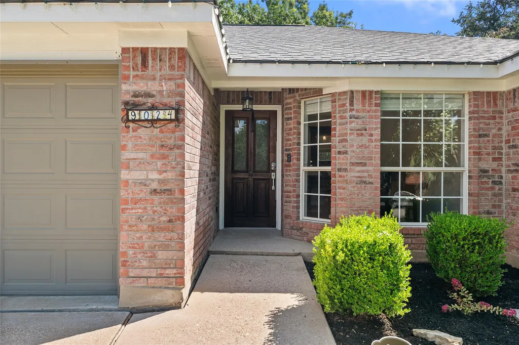 9024 Heiden Lane Austin TX 78749